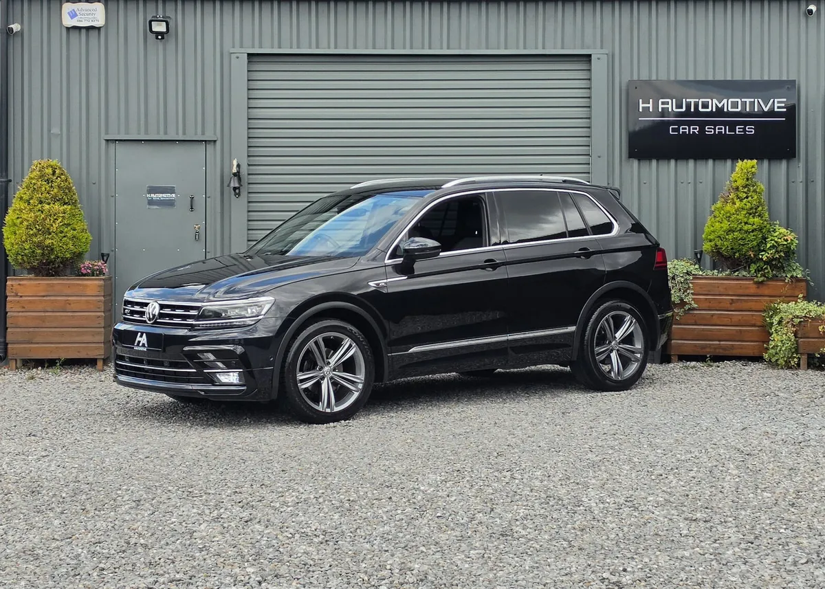 2018 Volkswagen Tiguan R-LINE 1.4 TSI 150bhp - Image 1