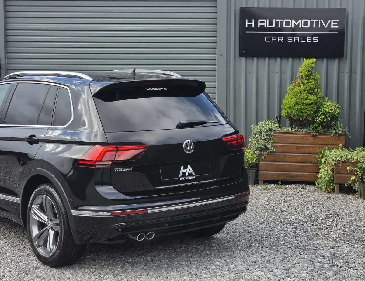 2018 Volkswagen Tiguan R-LINE 1.4 TSI 150bhp - Image 5