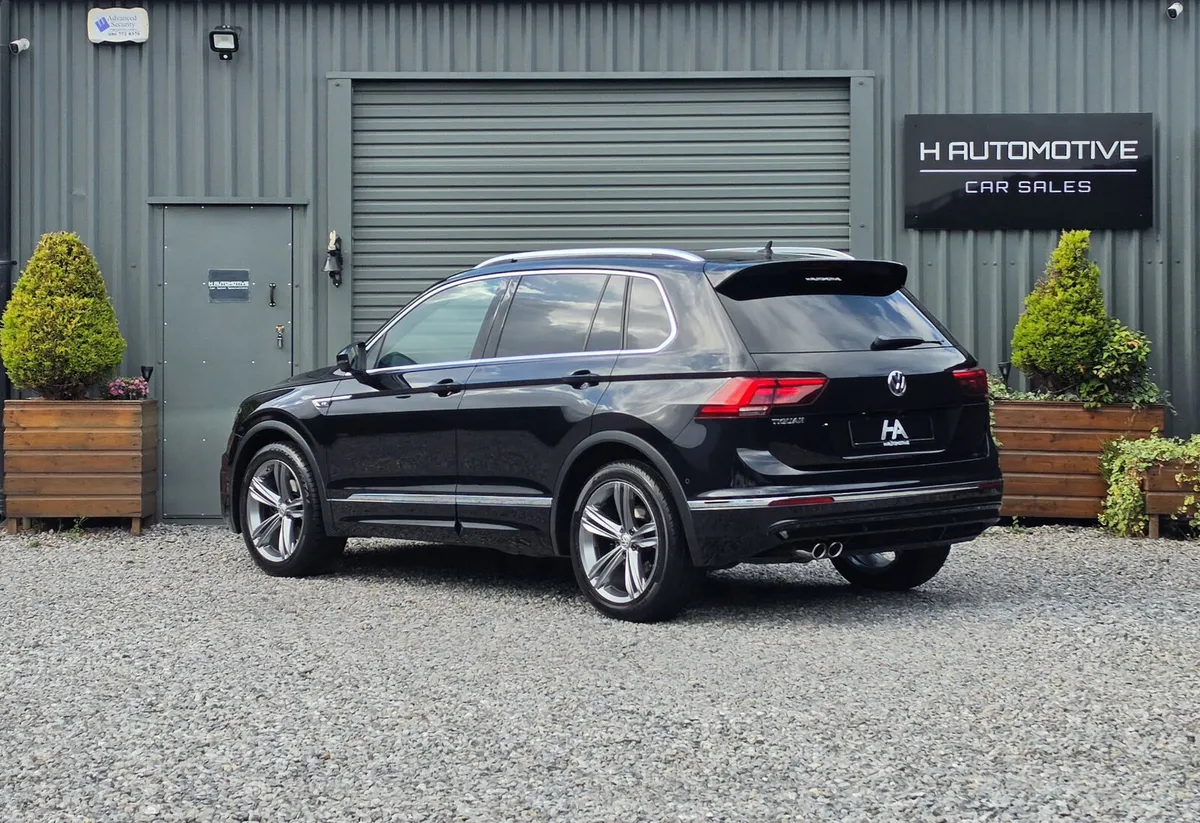 2018 Volkswagen Tiguan R-LINE 1.4 TSI 150bhp - Image 4