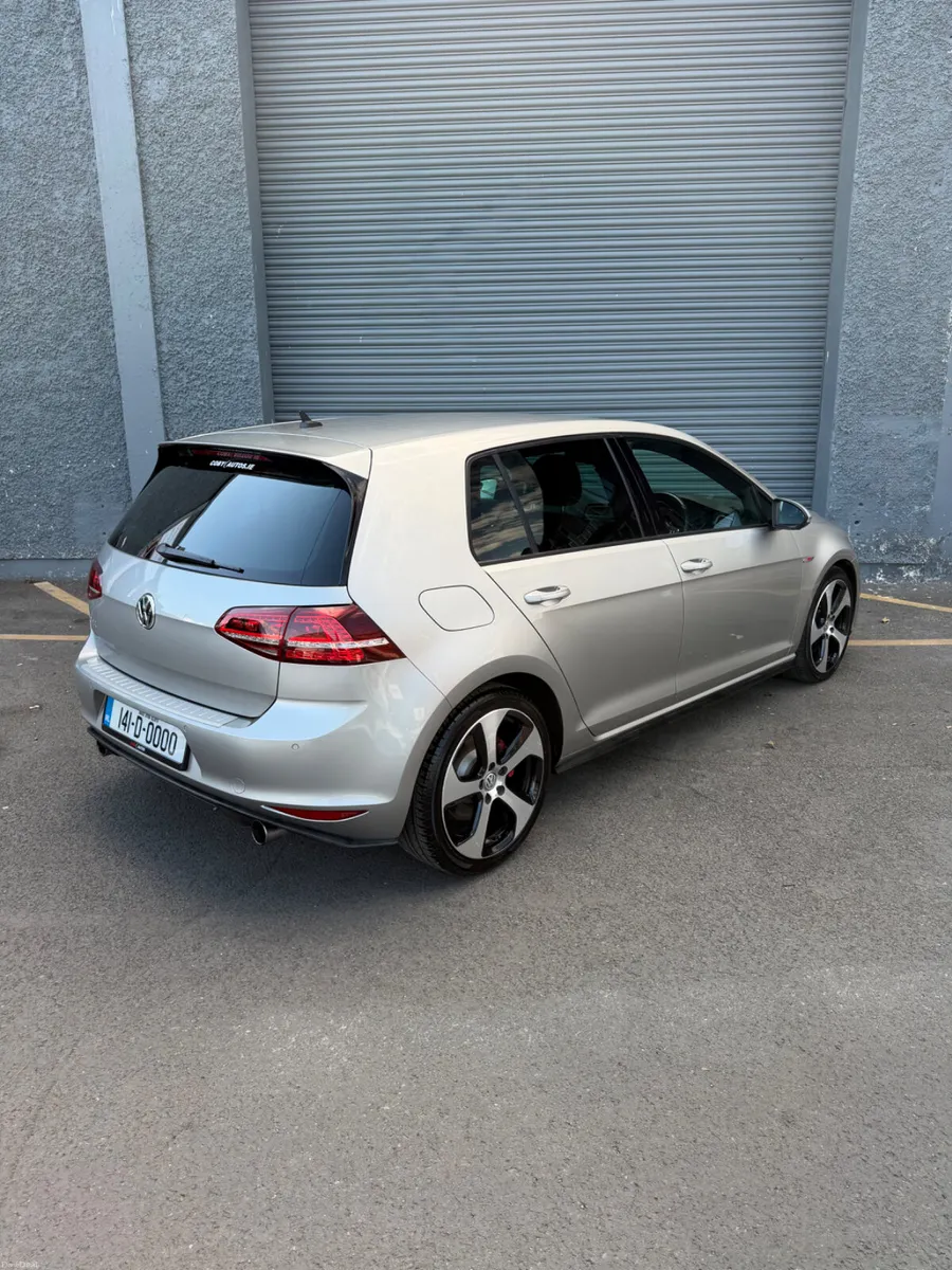 Volkswagen Golf GTI DSG - Image 2
