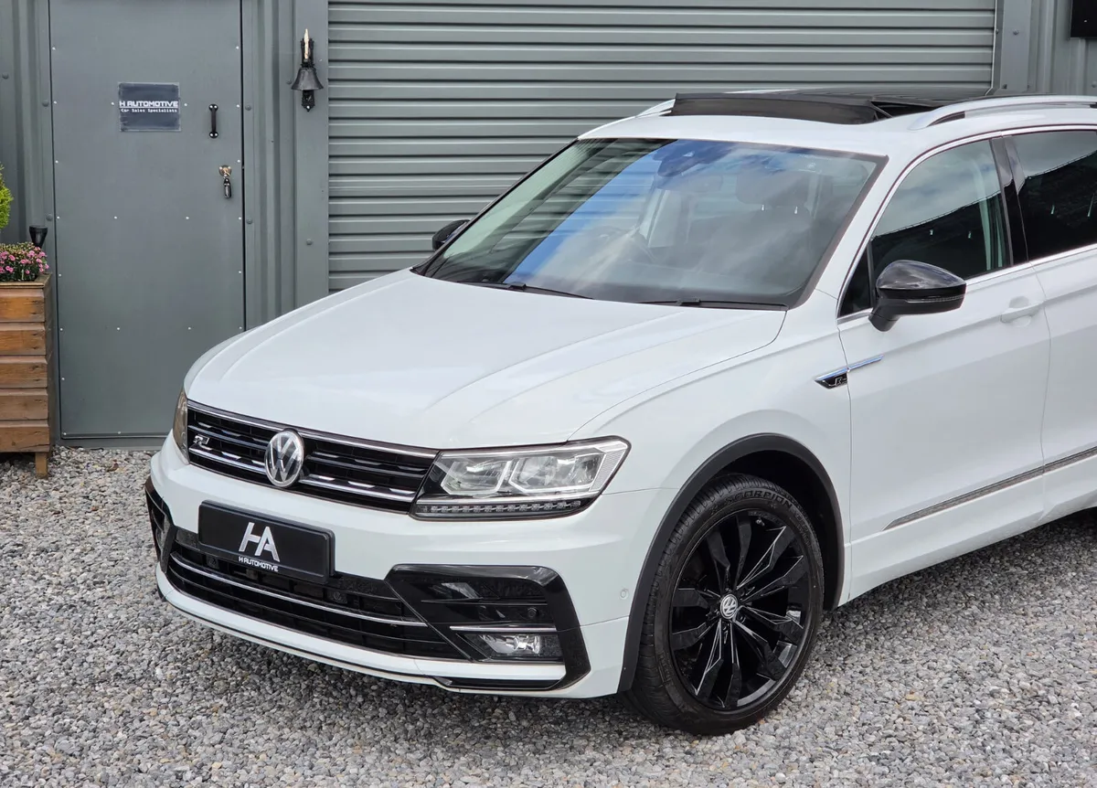 2019 Volkswagen Tiguan R LINE 1.5 TSI 150BHP - Image 2