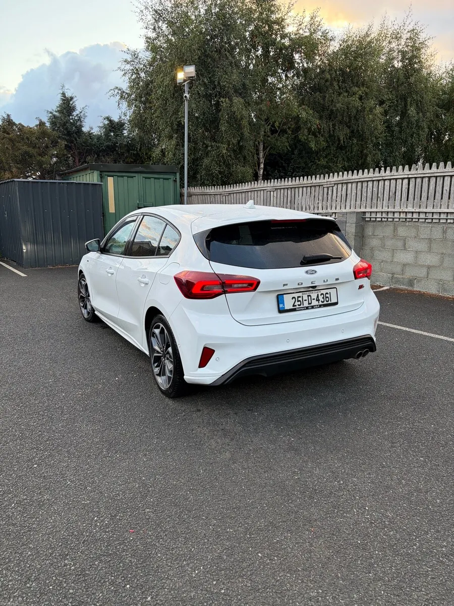 2025 Ford Focus ST-Line 1.5 Automatic - Image 4