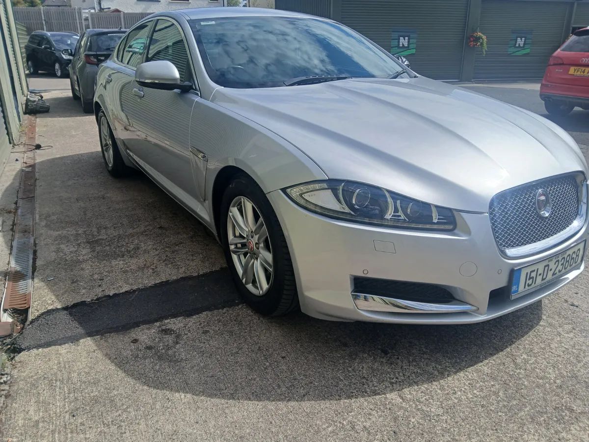 Jaguar XF luxury 2.2 diesel 2015 - Image 4