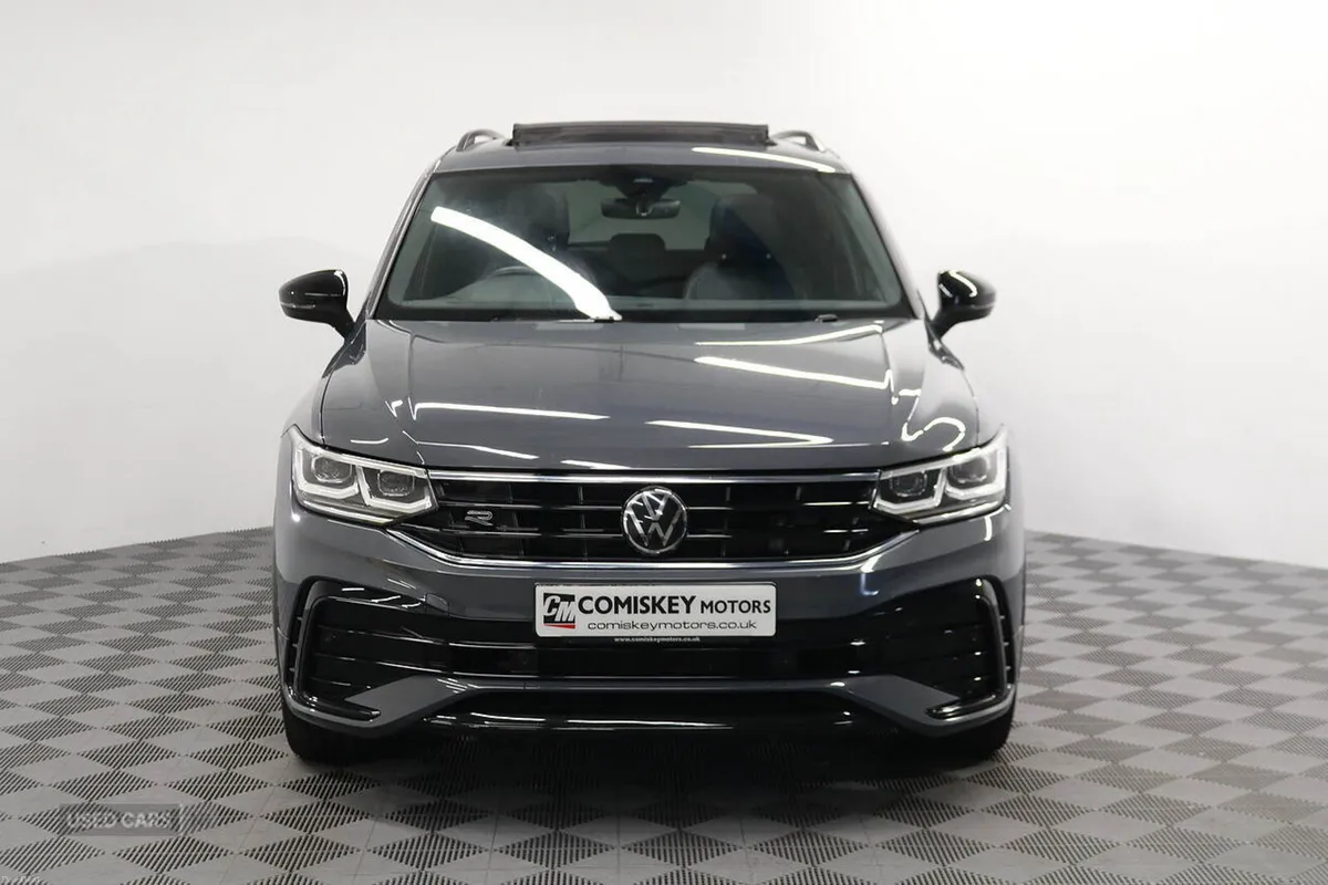 Volkswagen Tiguan TSI Black Edition - Image 2