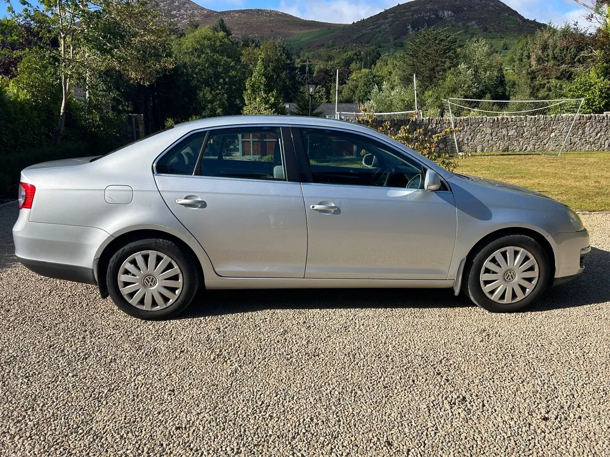 Volkswagen Jetta 2006 - Image 1