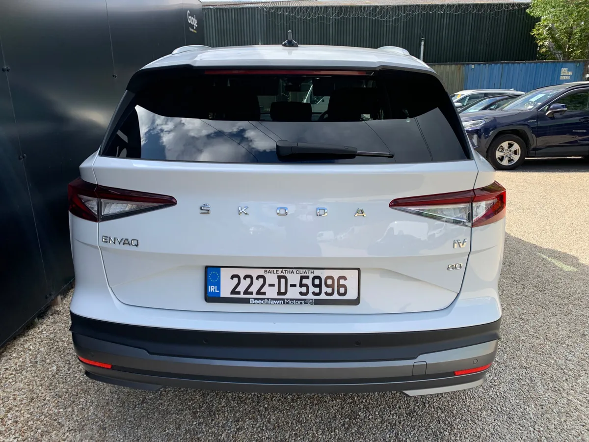 SKODA ENYAQ IV80 RWD - Image 4