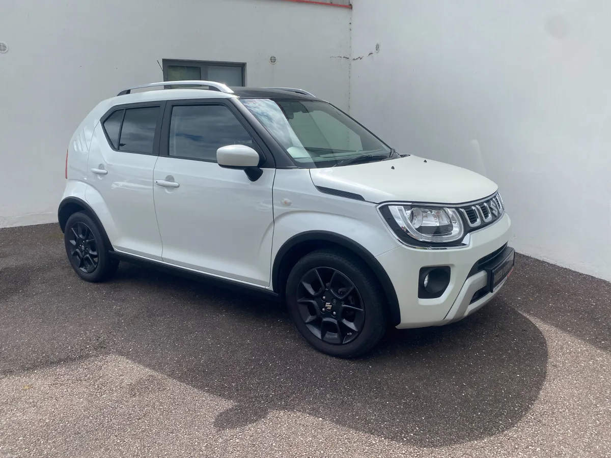Suzuki Ignis Szt, 2 tone, white/black roof - Image 2