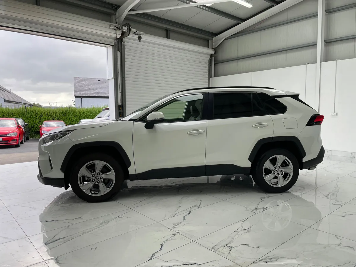 2021 Toyota RAV 4 Hybrid All Wheel Drive - Image 6