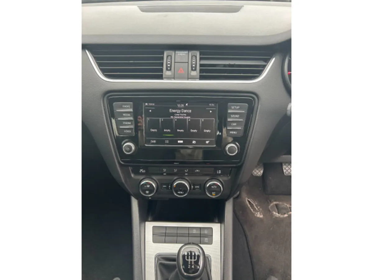 Skoda Octavia 2016 - Image 6