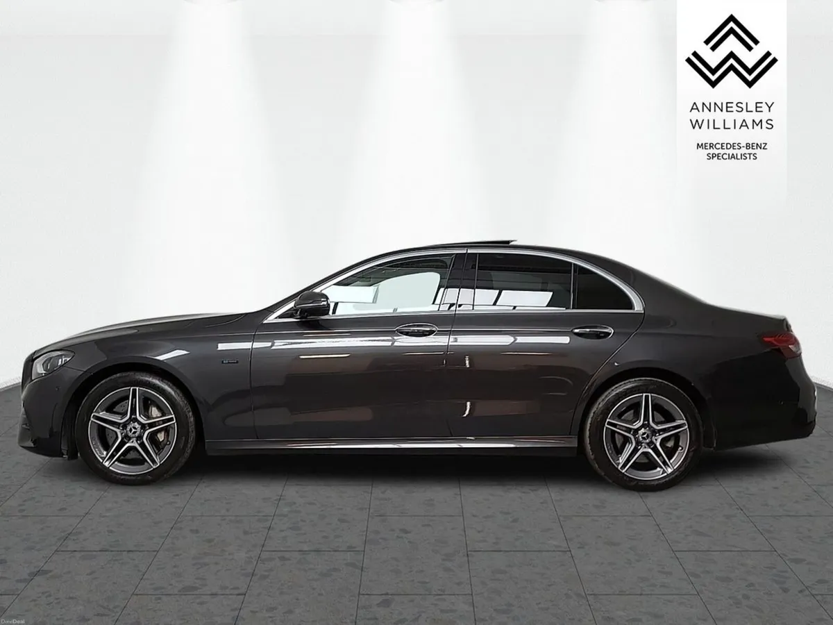 Mercedes-Benz E-Class E300e AMG Premium + - Image 5