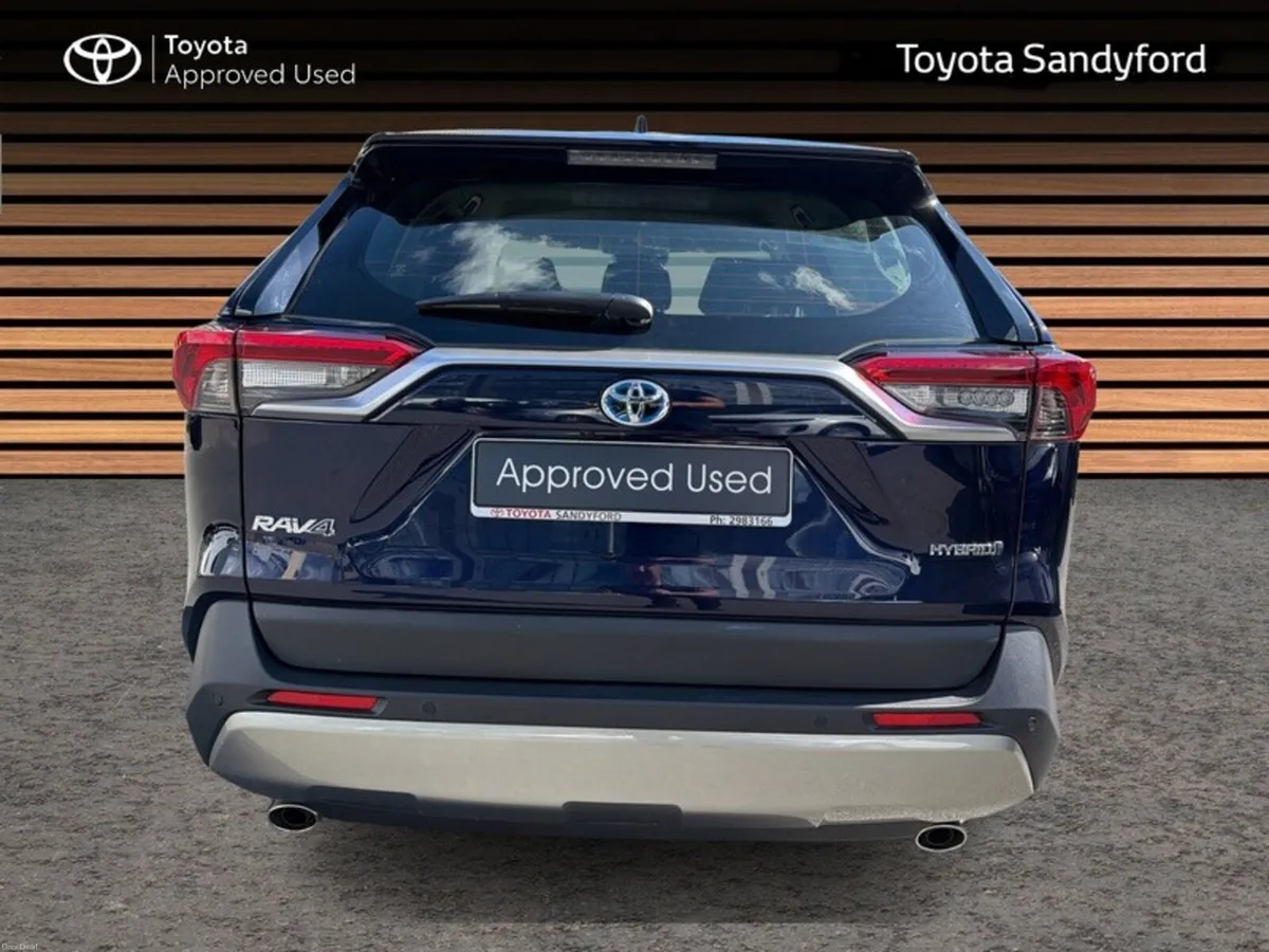 Toyota RAV4 HYBRID AUTO // REAR CAMERA // BLUETOOT - Image 4