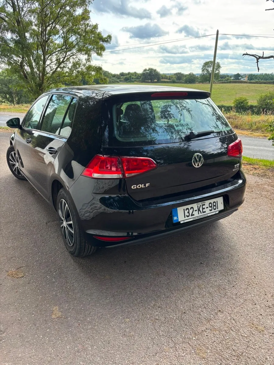 132 Volkswagen Golf 1.2 petrol manual - Image 2