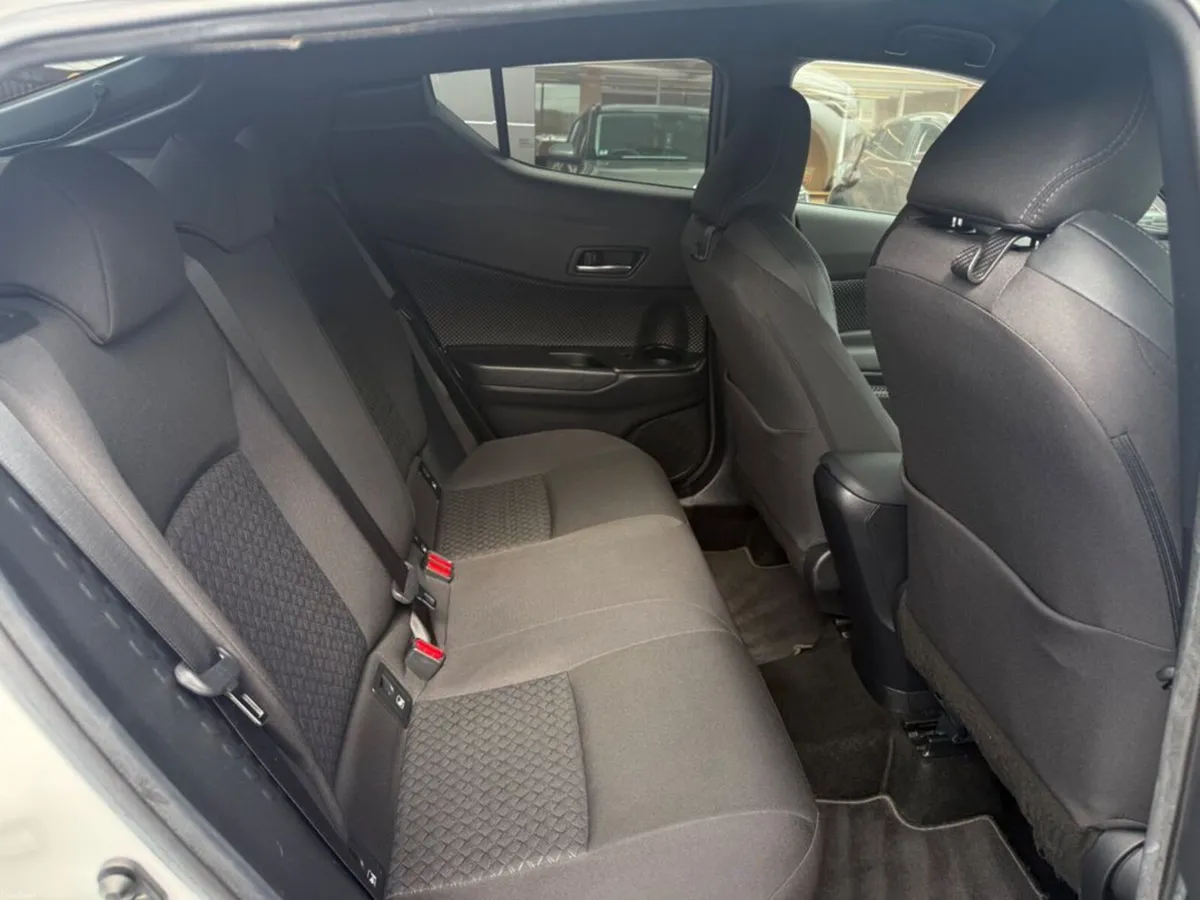 Toyota C-HR Hybrid Sport 4DR Auto - Image 4