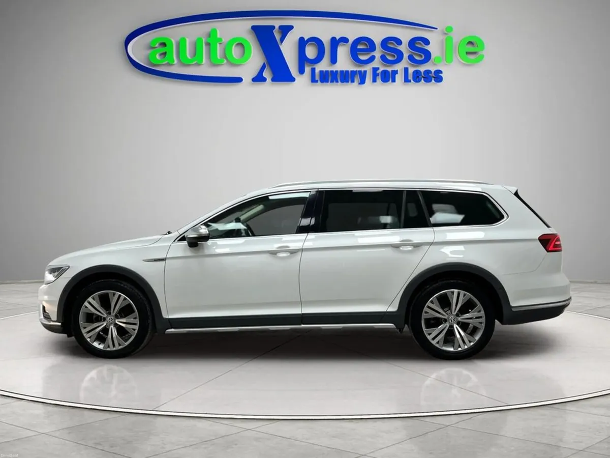 Volkswagen Passat ALLTRACK 4MOTION Automatic - Image 5
