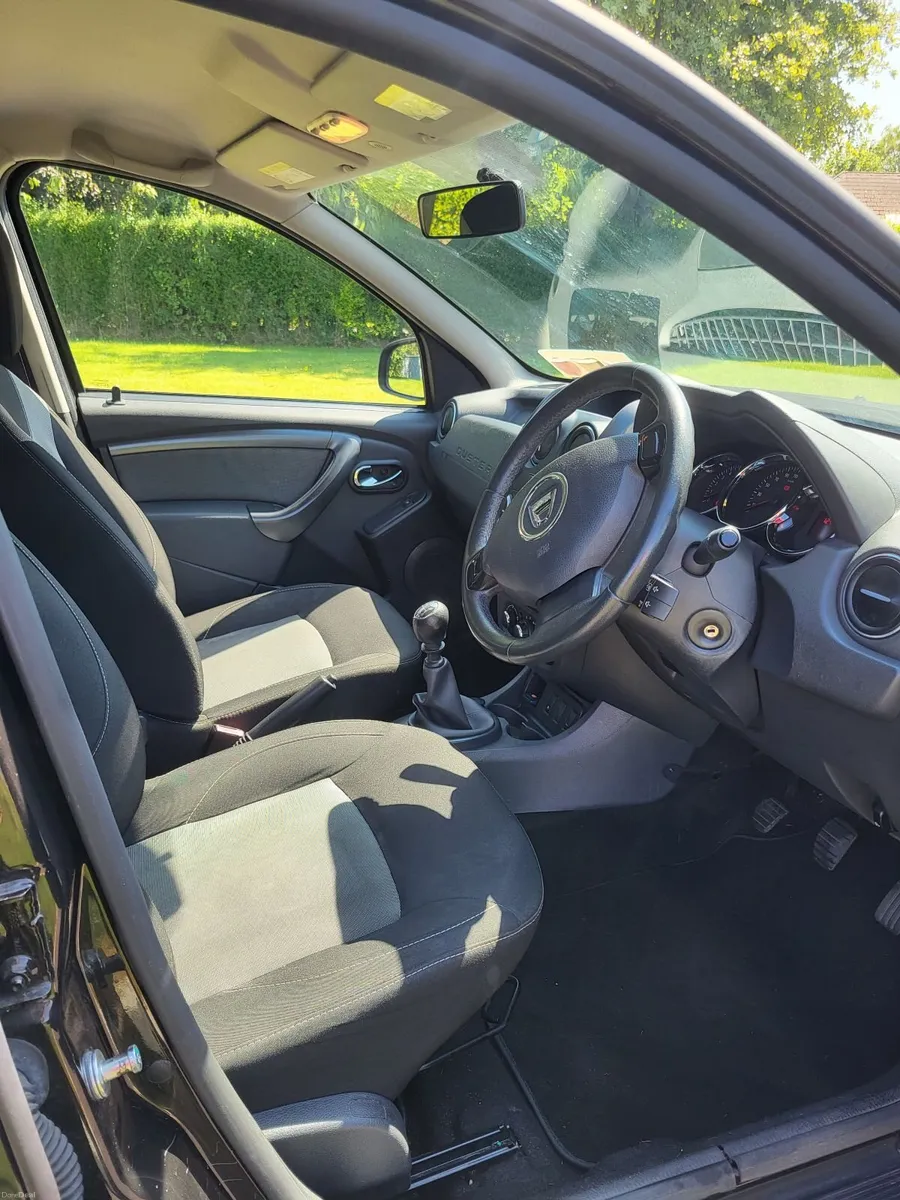 Dacia Duster SIGNATURE 1.5 DCI110 4X4Dr - Image 5
