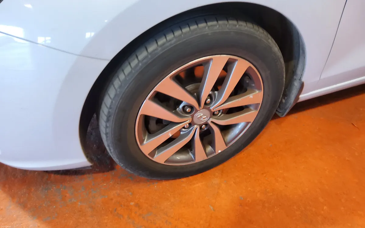 Hyundai i30 2018 - Image 4