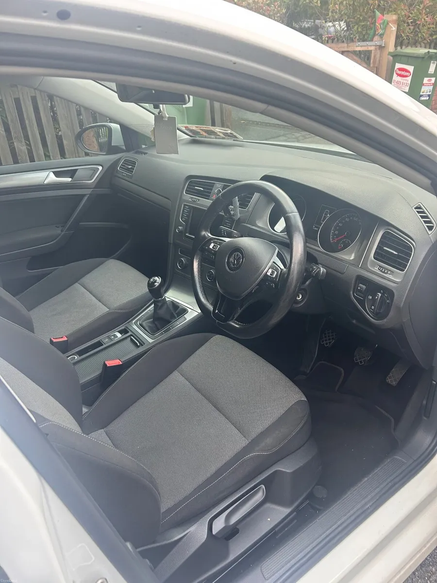 Volkswagen Golf 2015 - Image 5