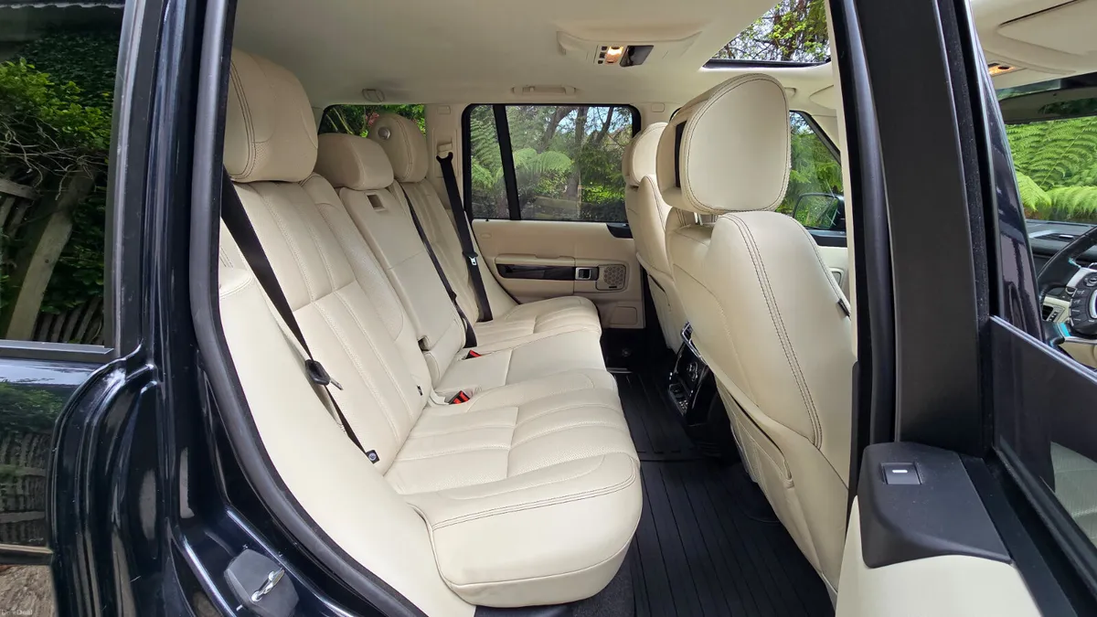 2011 Range Rover 4.4 Diesel 87,000miles & €333 - Image 6