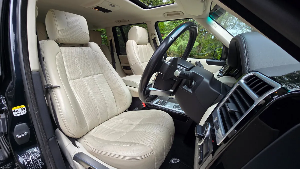 2011 Range Rover 4.4 Diesel 87,000miles & €333 - Image 5