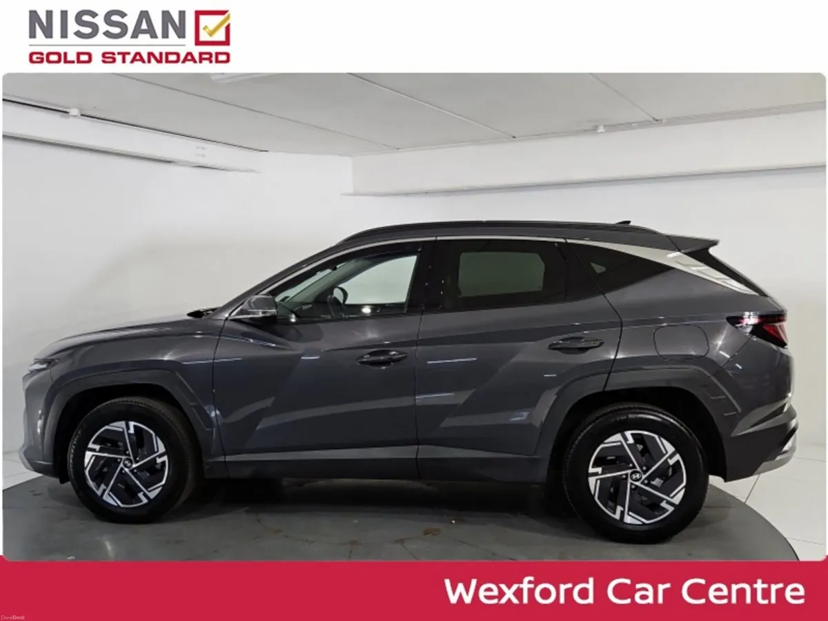 Hyundai Tucson Executive Hybrid Auto - Image 5