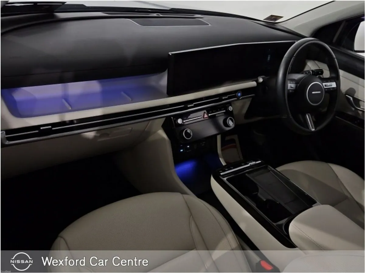 Hyundai Tucson Executive Hybrid Auto - Image 6