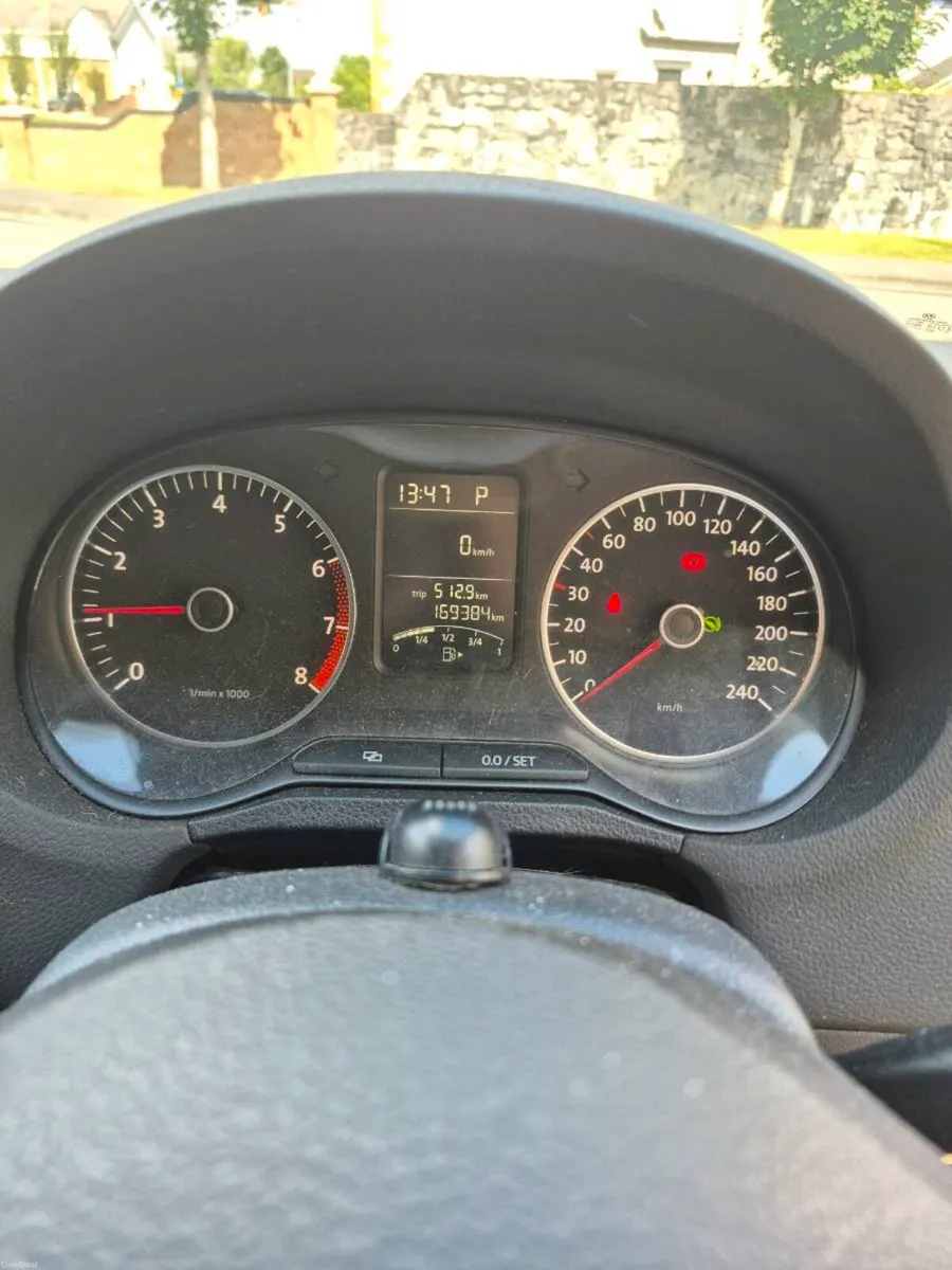 VW Polo 2011 Automatic - Image 5