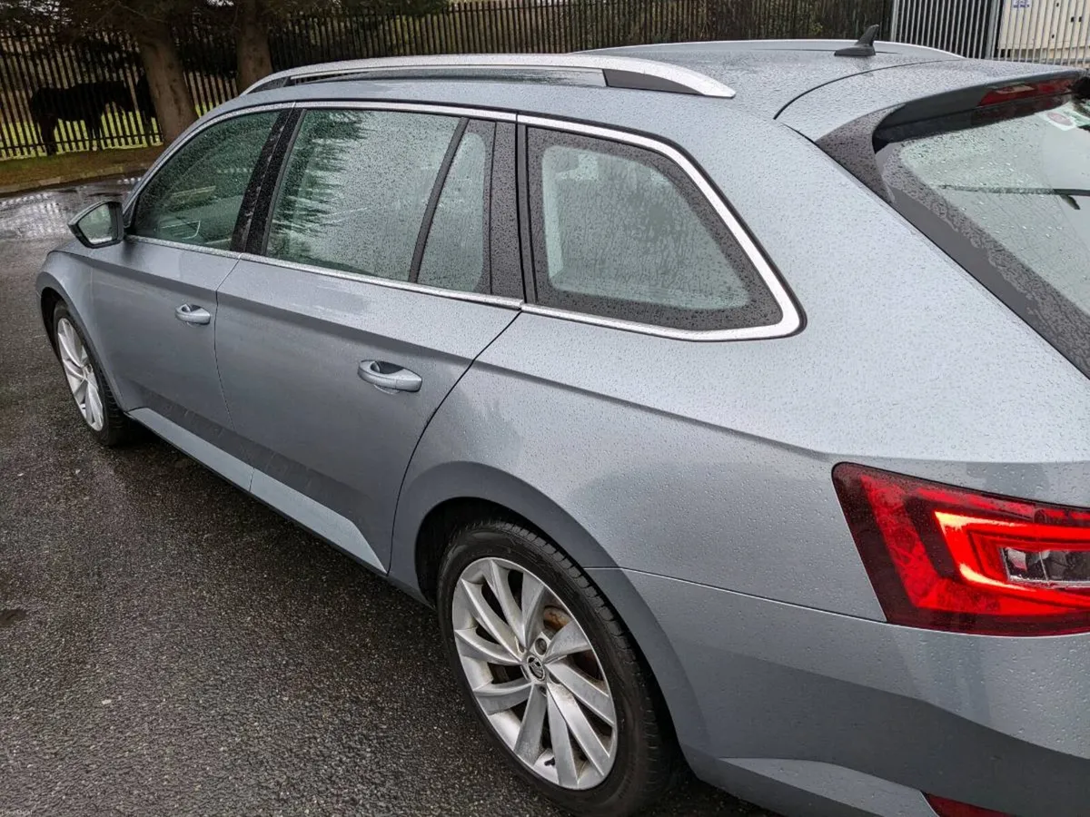 Skoda SUPERB Style Combi 1.6D - Image 5