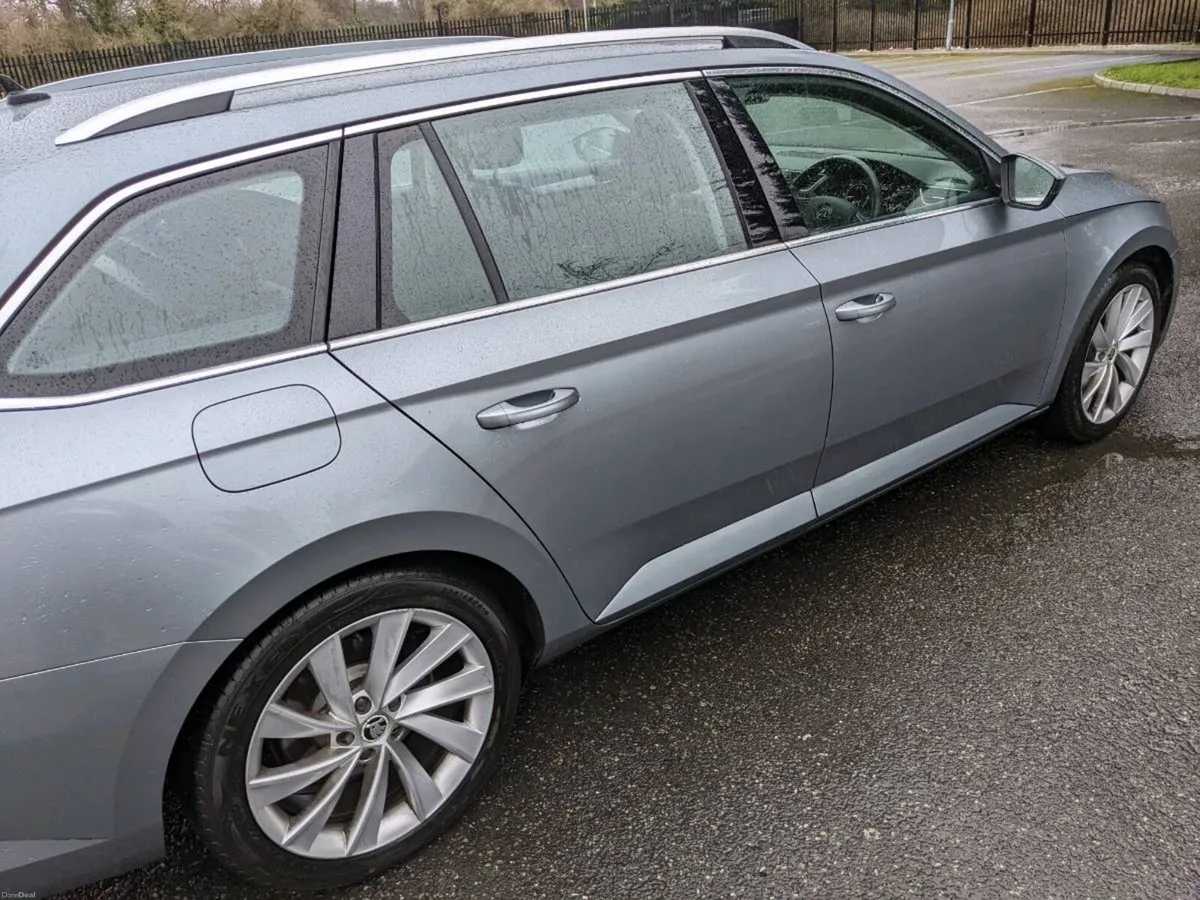 Skoda SUPERB Style Combi 1.6D - Image 3