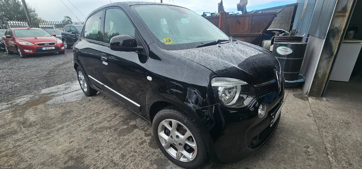 Renault Twingo 2015 - Image 1
