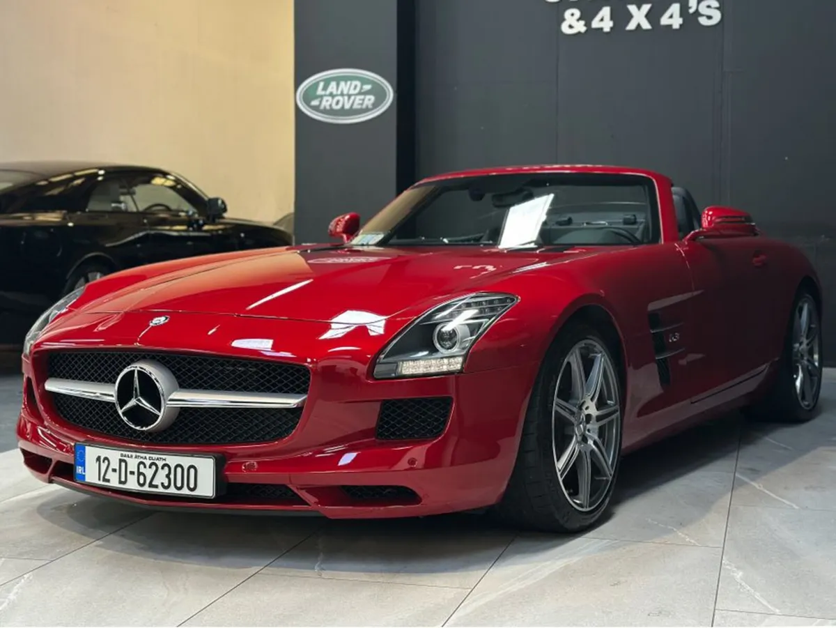 AMG 6.2 V8 AUTO ROADSTER - Image 5