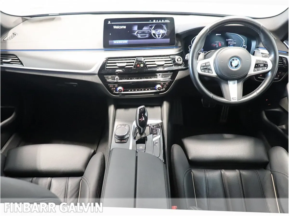 BMW 530 E M SPORT - Image 4