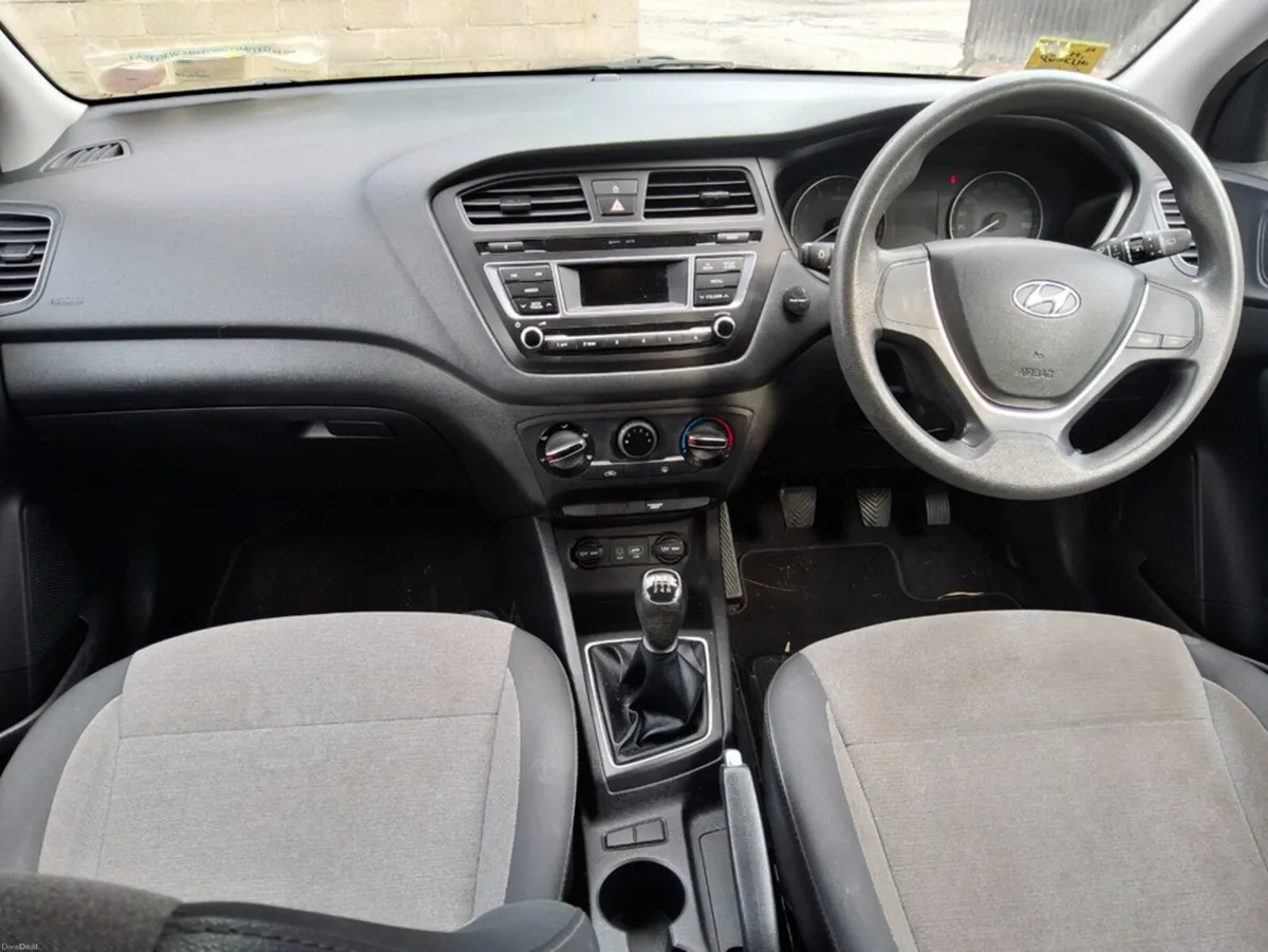 Hyundai i20 PETROL CLASSIC ** NCT'D & TAXED ** - Image 5