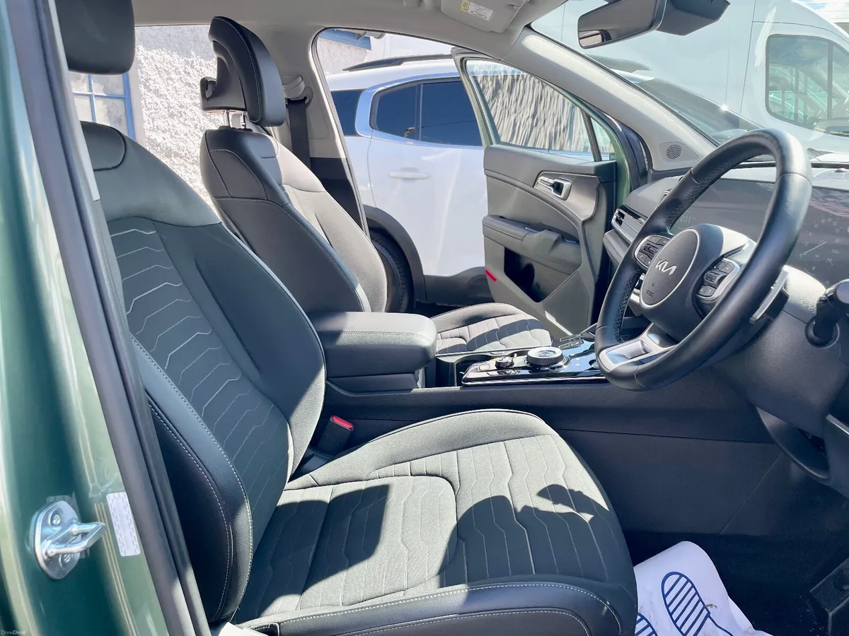Kia Sportage K3 1.6 GDI PHEV AWD Auto,2024 - Image 5