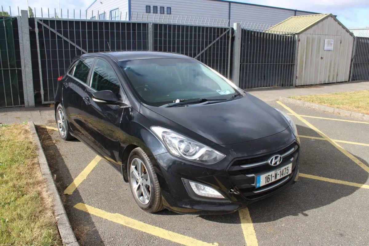Hyundai i30 1.6 Diesel Deluxe - TENDER 17 - CLUTCH - Image 1