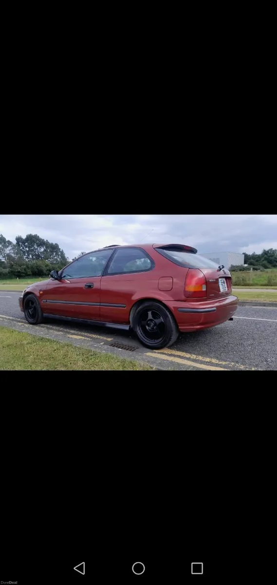 Honda Civic 1.5i LS VTEC - Image 4