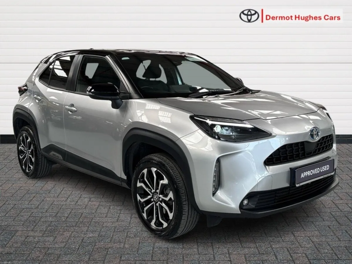 Toyota Yaris Cross YARIS CROSS LUNA SPORT - Image 1