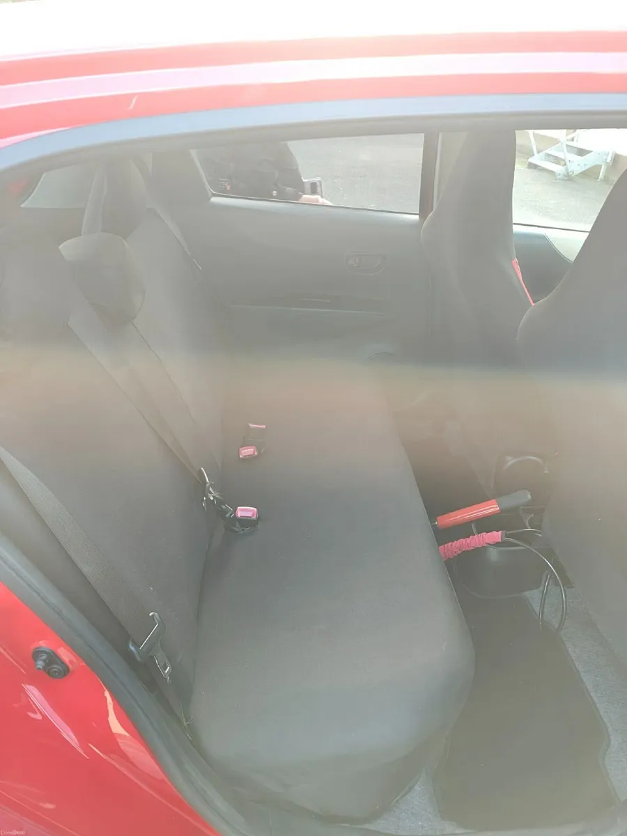 Toyota Vitz 2013 - Image 4