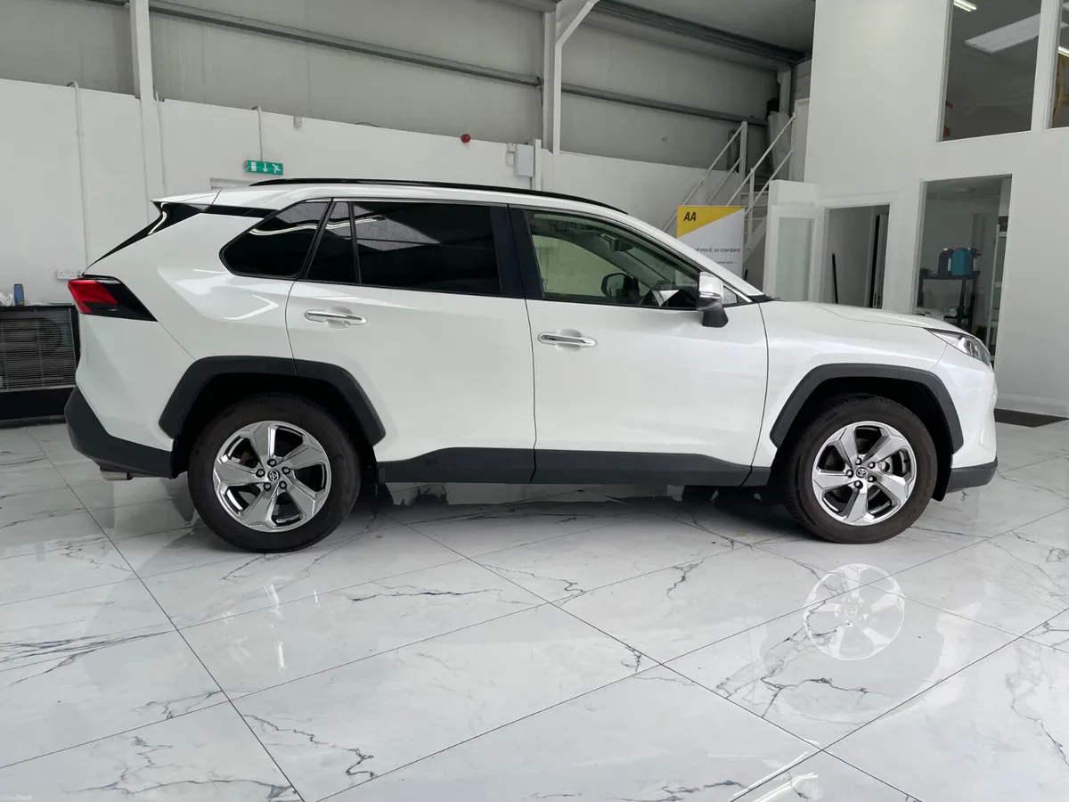 2021 Toyota Rav 4 4WD G Spec - Image 3