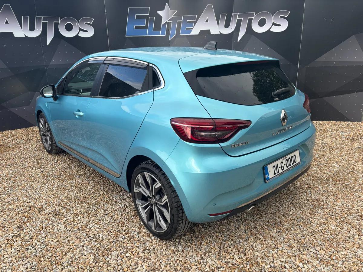 Renault Clio TCE Automatic 2021 - Image 3