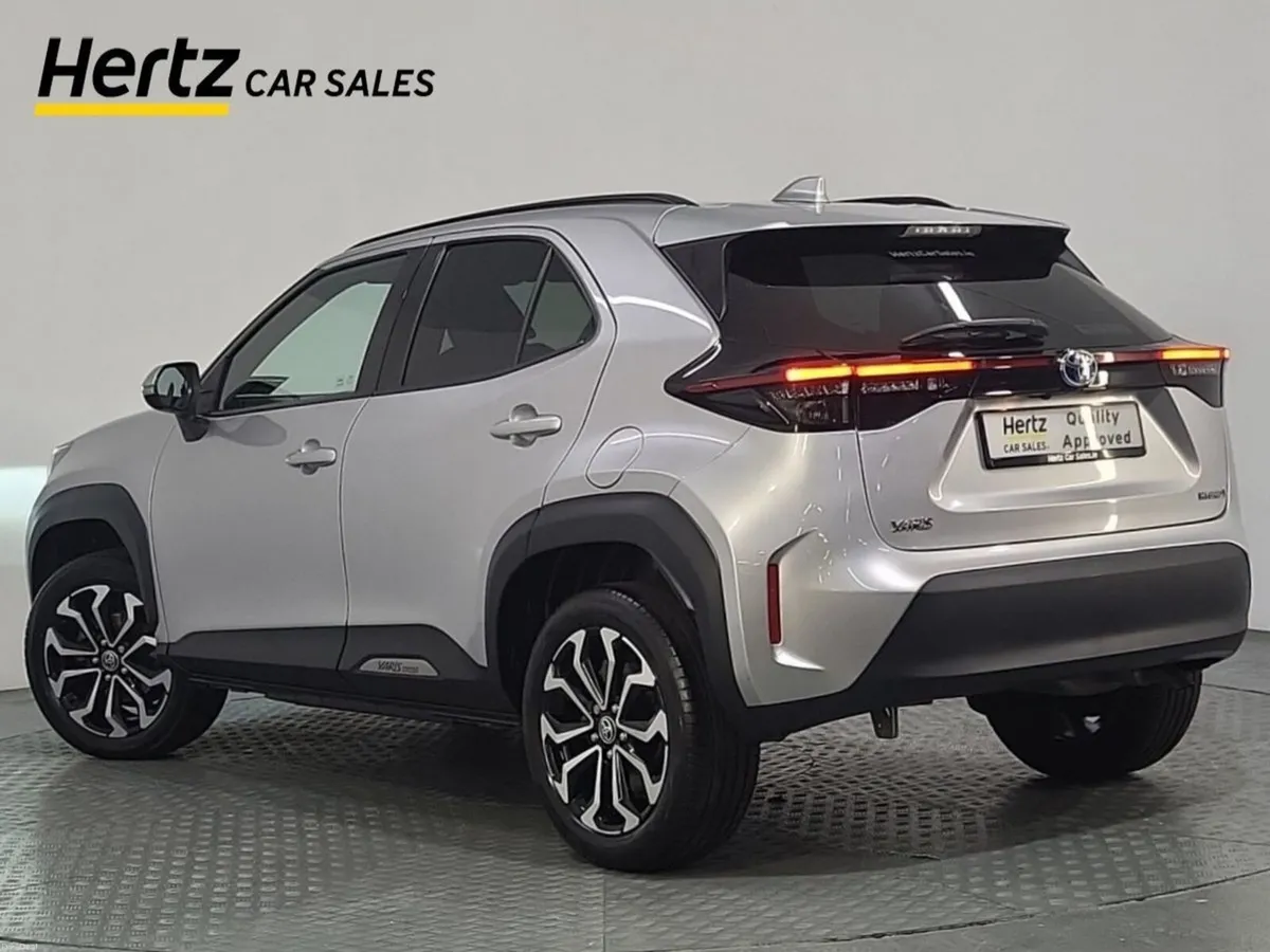 Toyota Yaris Cross DESIGN HEV 1.5 Petrol Automatic - Image 3