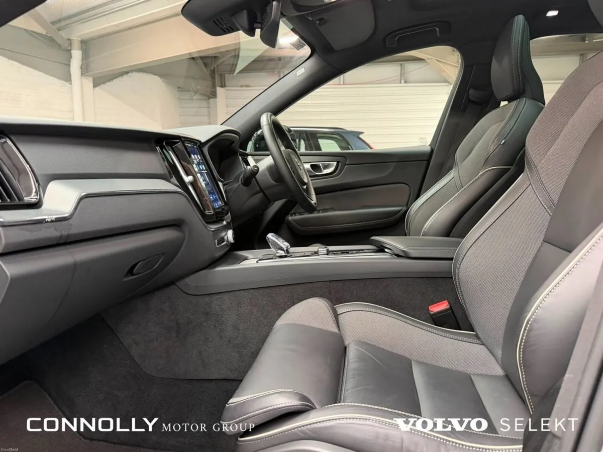 Volvo XC60 T6 Recharge PHEV 350hp AT8 Plus Dark - Image 5