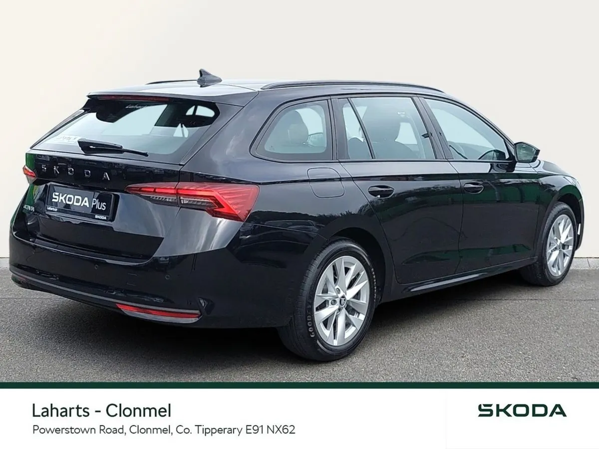 Skoda Octavia COMBI SELECTION 1.5TSI 115HP*EX DEMO - Image 3