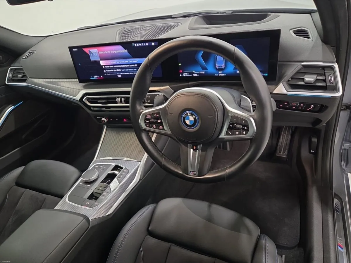 BMW 3-Series 330e M Sport Saloon - Image 6