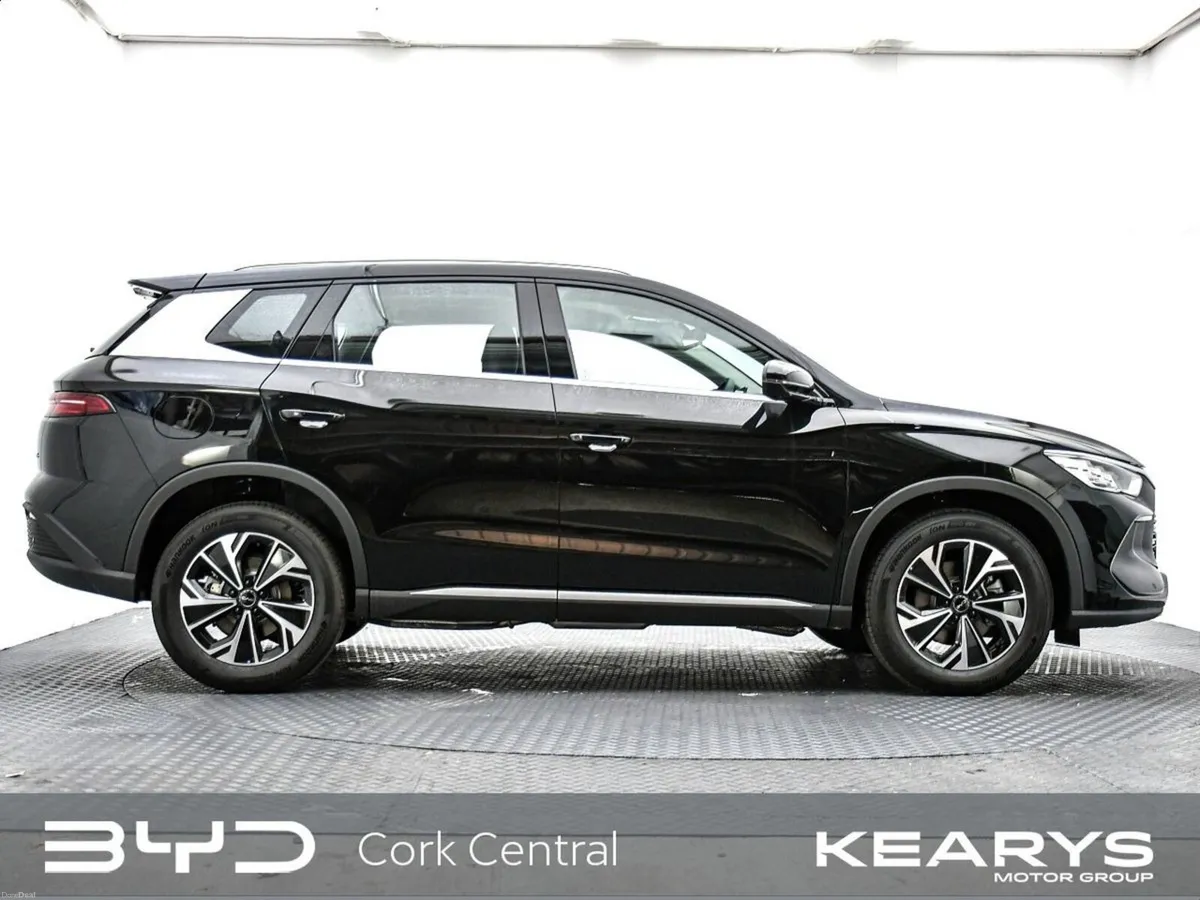 BYD SEALION 5 DM-i DESIGN DEMO MODEL - Image 5