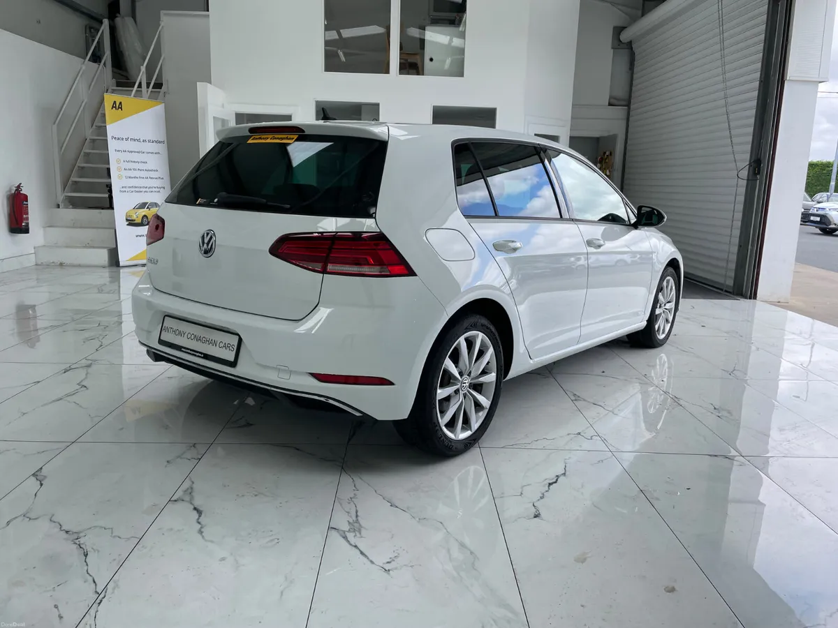 2019 Volkswagen Golf - Image 3