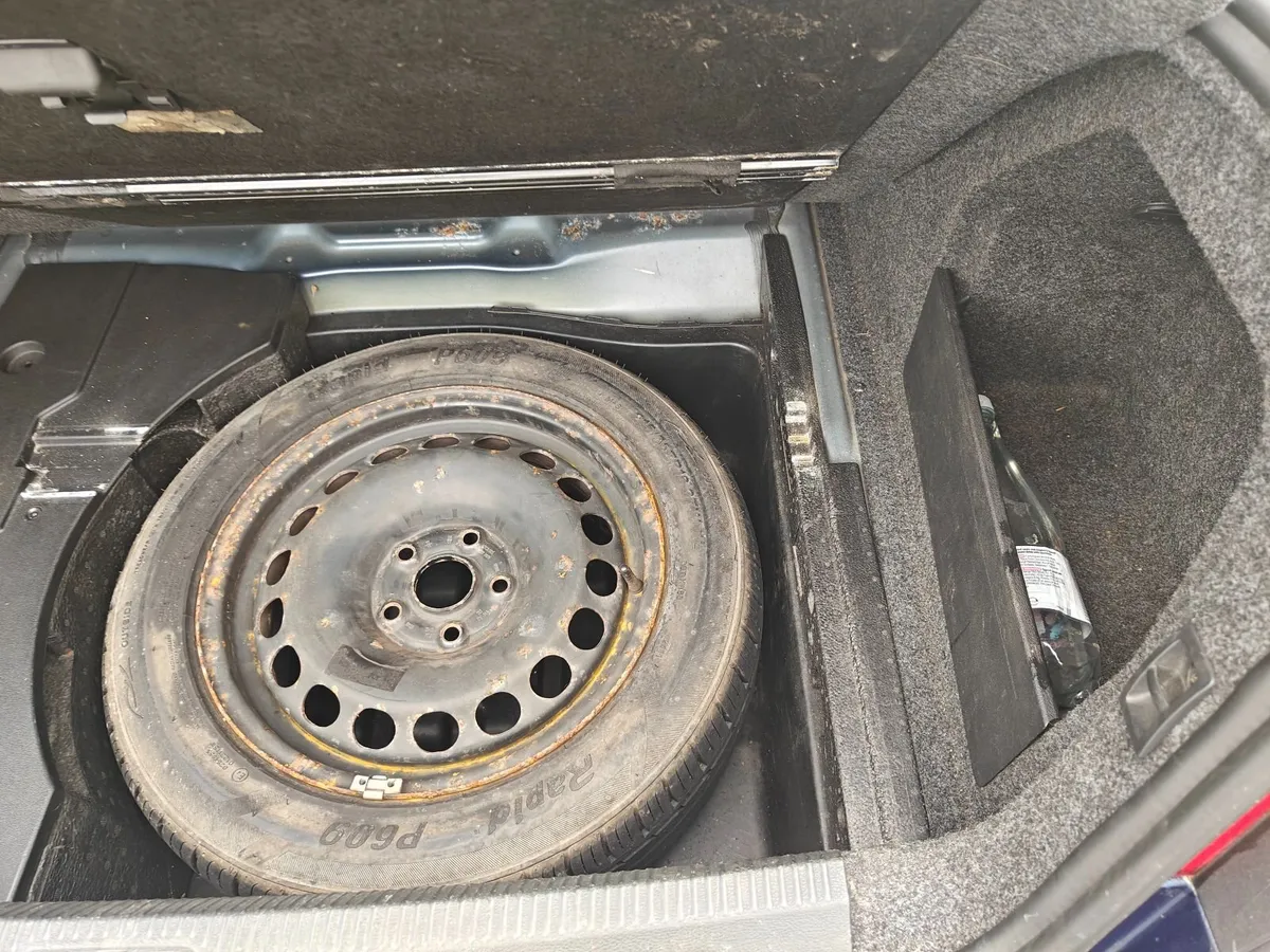 Volkswagen Passat 2007 TDI SE 140 bhp - Image 5