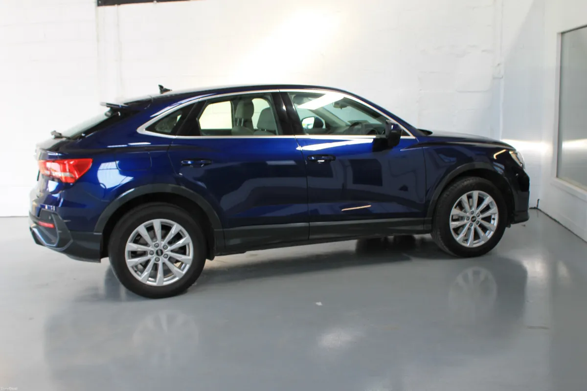 Audi Q3 2023, SE Sportback TFSI Automatic - Image 5