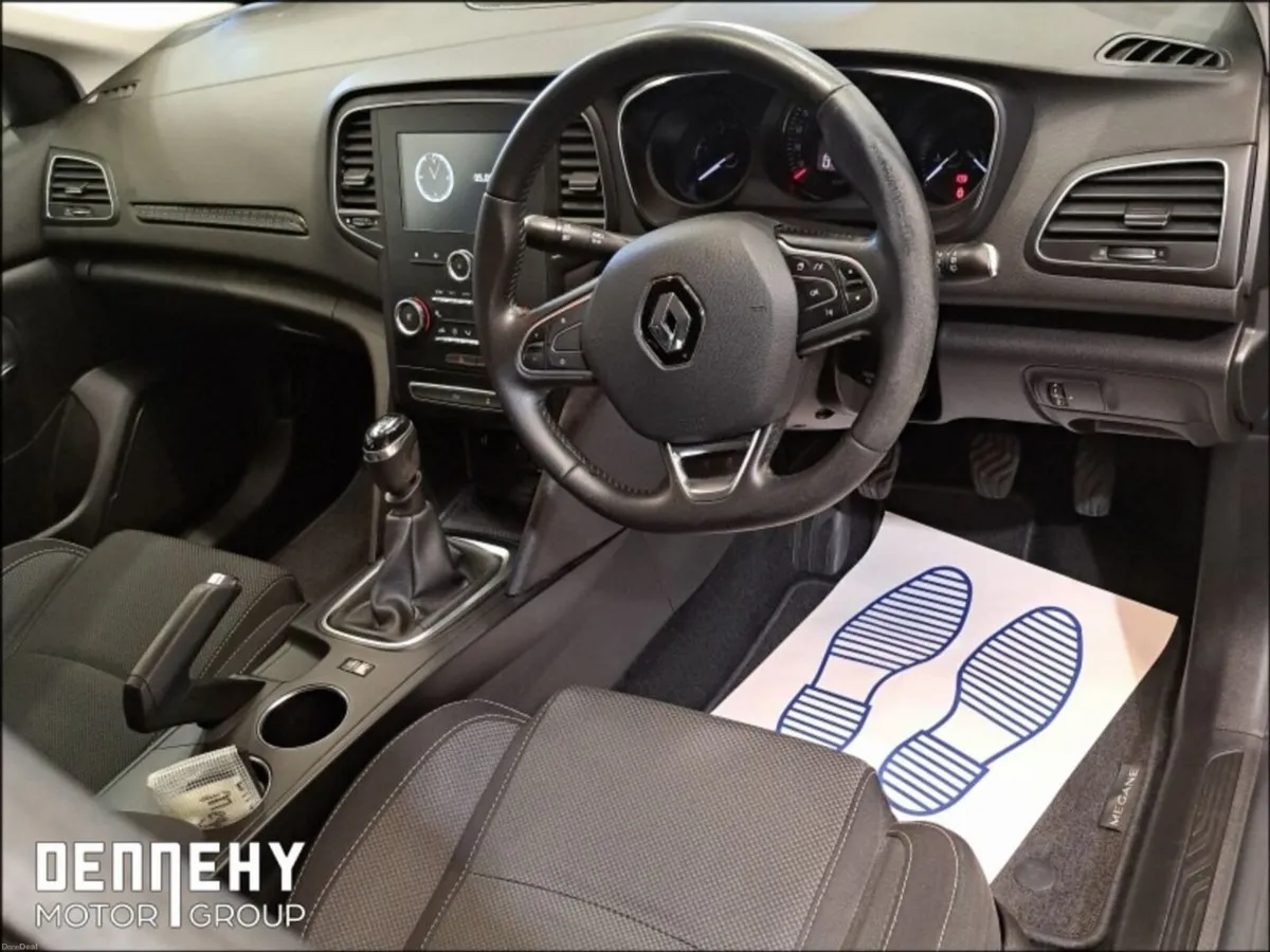 Renault Megane 1.5 Blue dCi 115 Play GC € 57.33 pw - Image 6