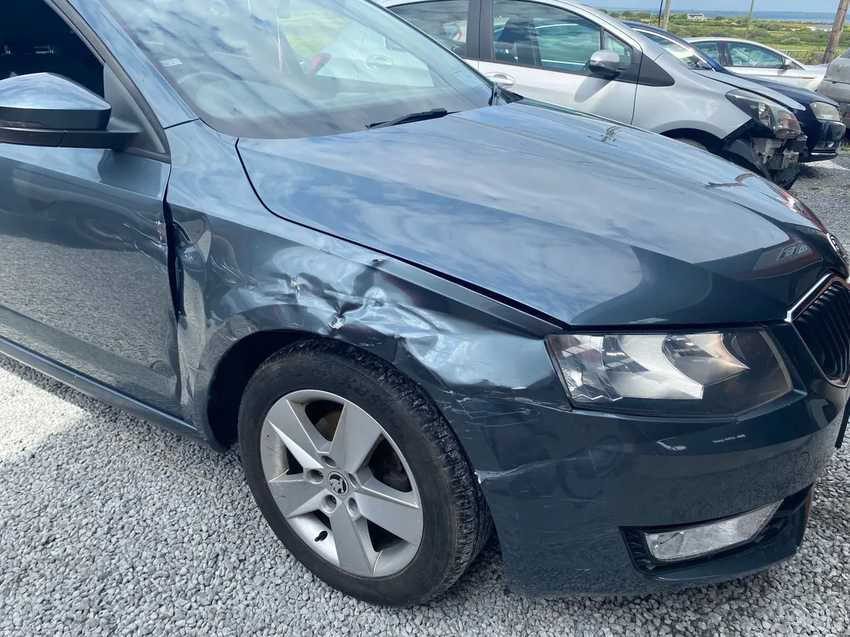Skoda Octavia 2015 - Image 3