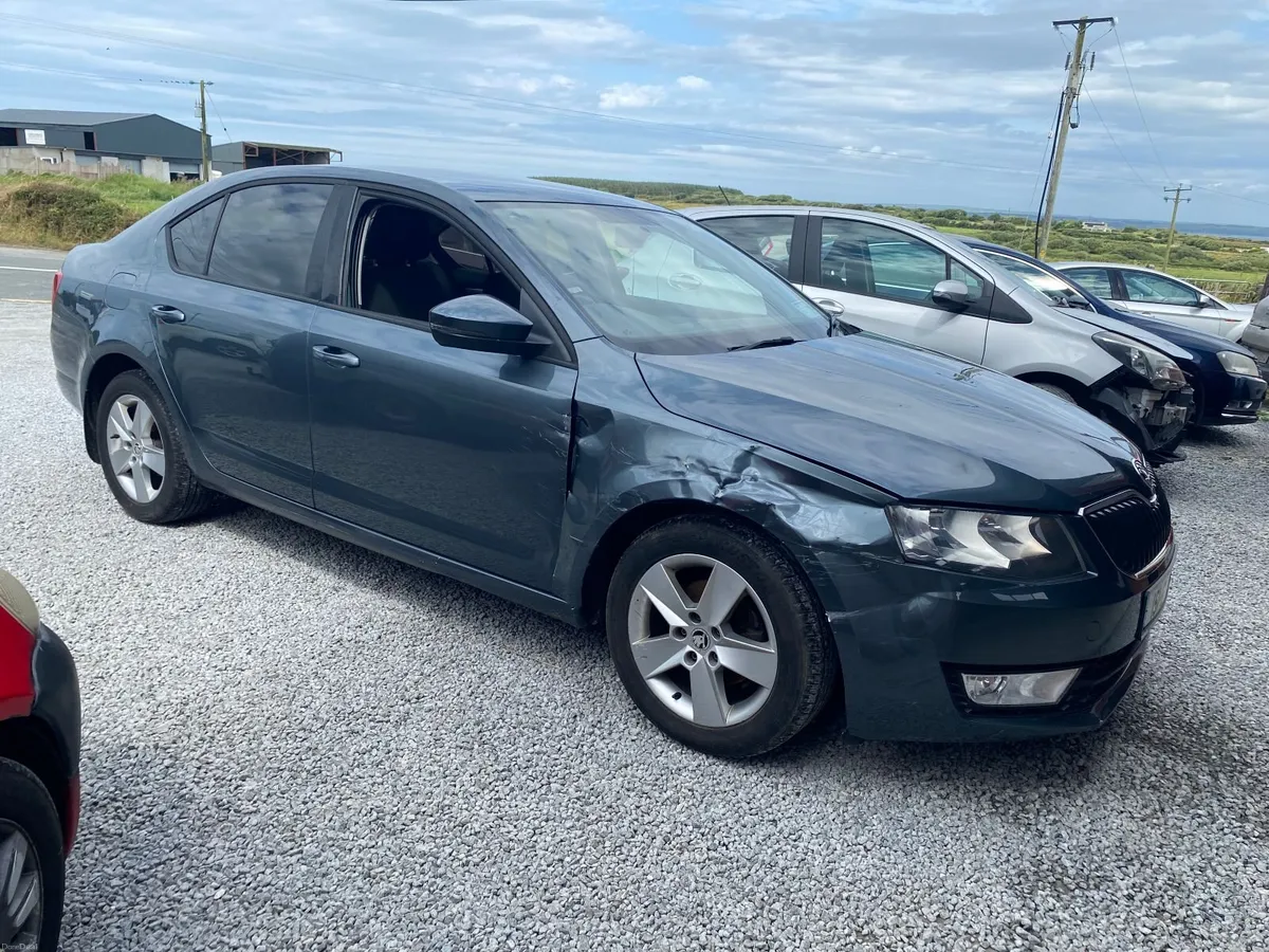 Skoda Octavia 2015 - Image 4